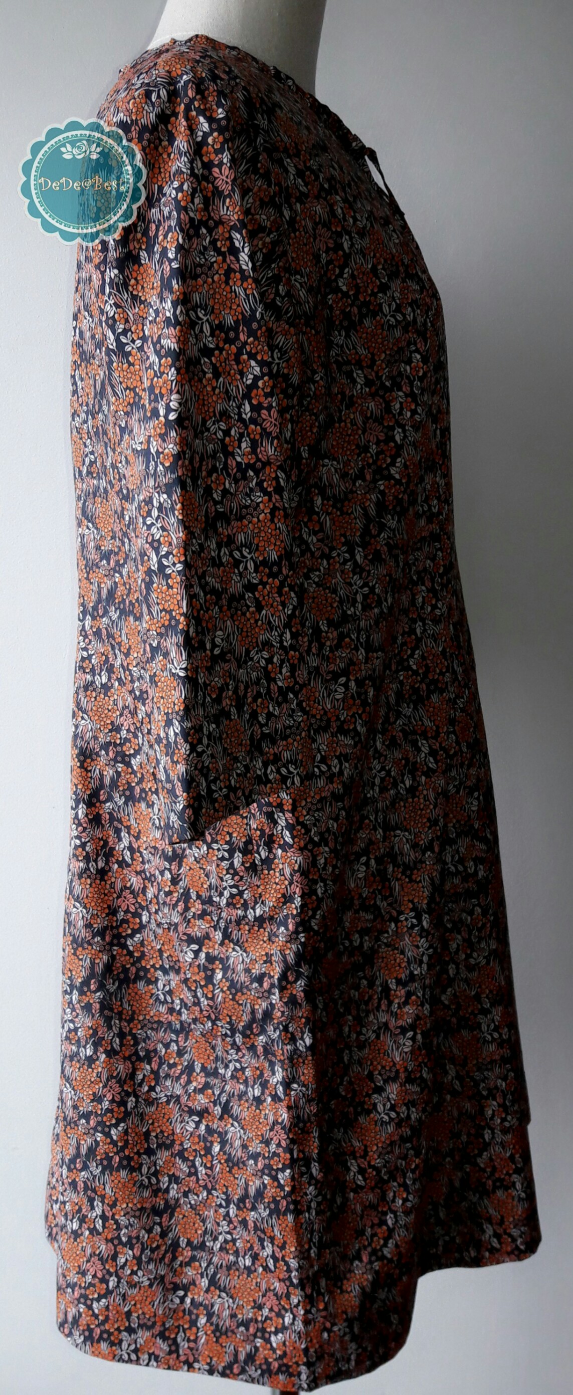 D63:Vintage dress เดรสวินเทจลายดอกไม้สีดำ-สีส้ม คอผูกโบว์ได้