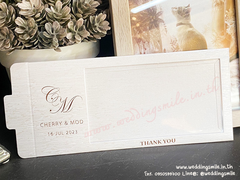 ของชำร่วยงานแต่ง ซองใส่ธนบัตรใหญ่ หน้าต่างสี่เหลี่ยม (R) สั่งซื้อขั้นต่ำ 100 ใบ พร้อมพิมพ์ 17.-/ ติดโบว์ 18.- / คาดริบบิ้น 20.-