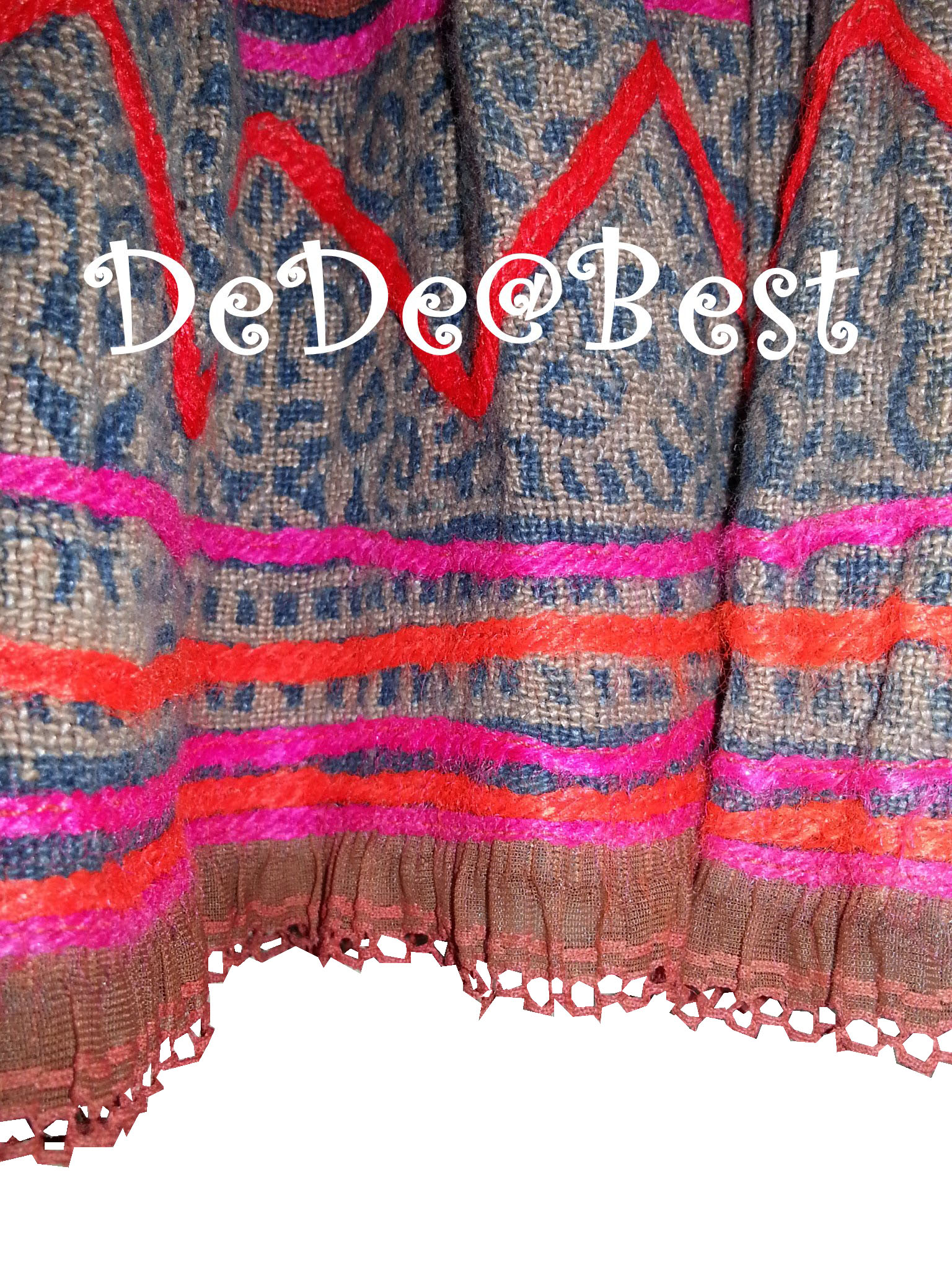 ขายแล้วค่ะ S4:2nd hand skirt กระโปรงชาวเขาปักลายสวย❤