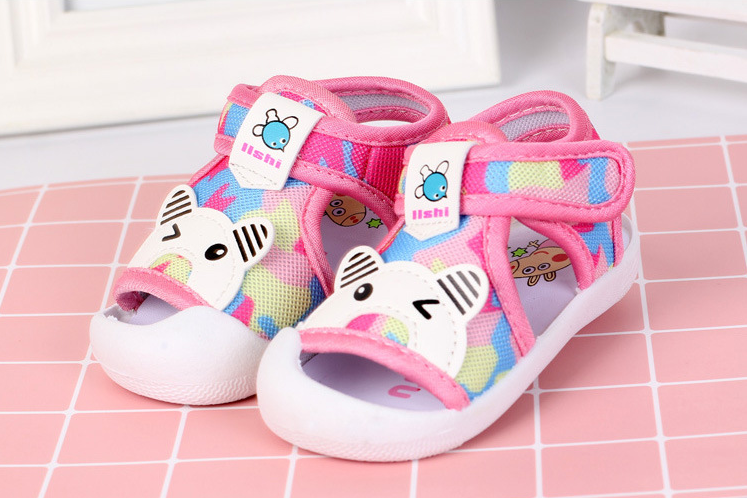 รองเท้ารัดส้น เปิดหน้าระบายอากาศ ลายหมีสีชมพู Size 17-22