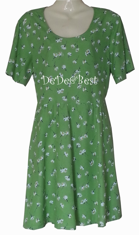 ขายแล้วค่ะ D44:Vintage dress เดรสวินเทจสีเขียวลายดอกไม้