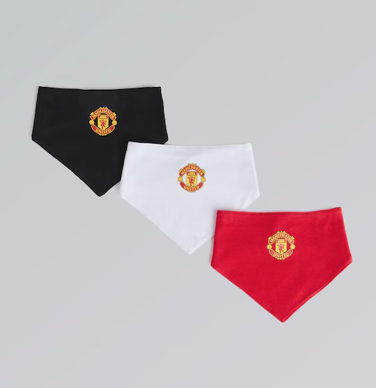 ผ้ากันเปื้อนเด็กแมนเชสเตอร์ ยูไนเต็ด 2025/26 Baby Crest Bibs 3 ชุด 3 ชิ้นของแท้
