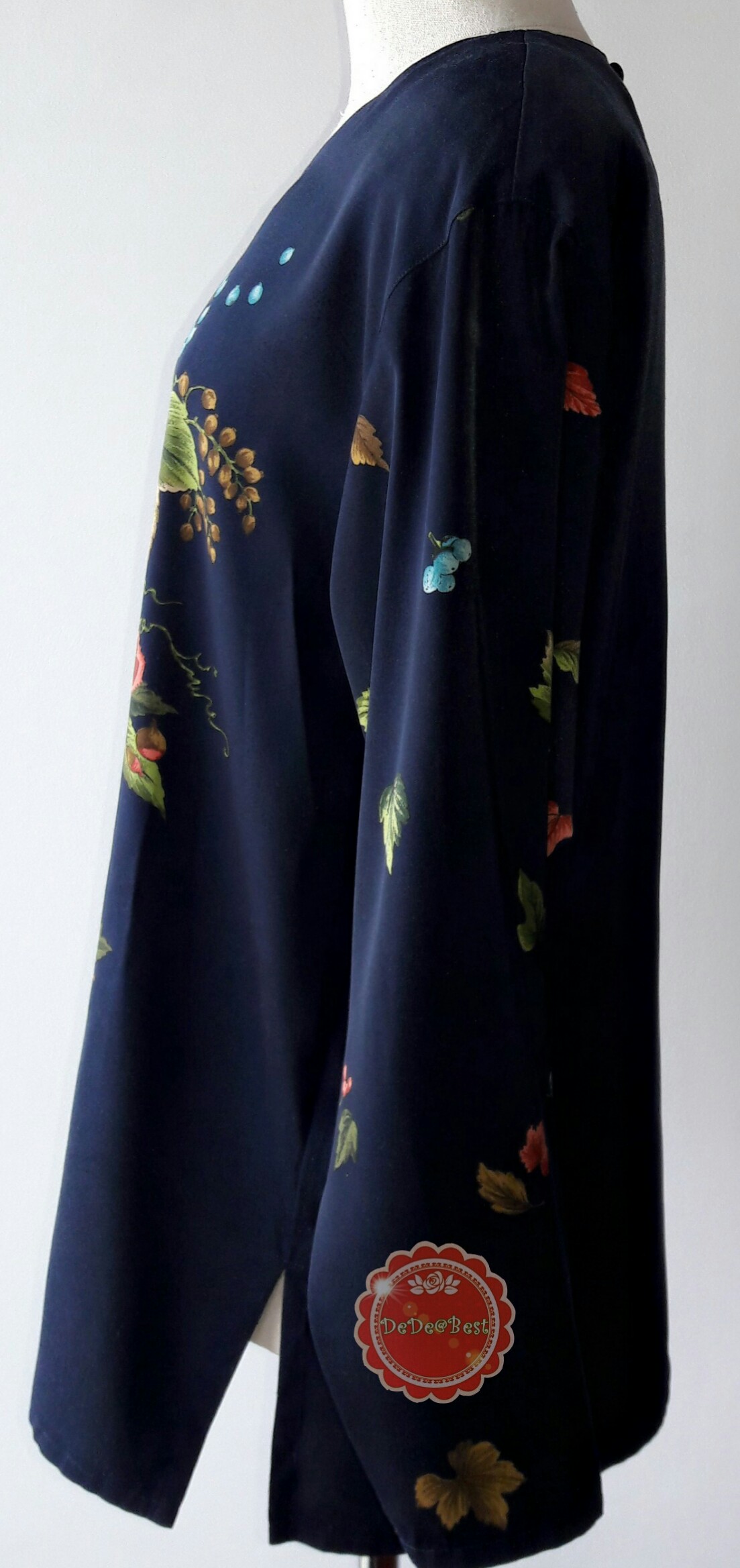 ขายแล้วค่ะT120:Vintage top เสื้อวินเทจสีดำลายผลไม้❤