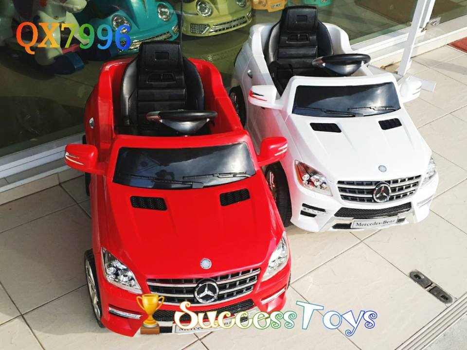 QX7996 Mercedes-Benz ML350 มีสีแดง ขาว