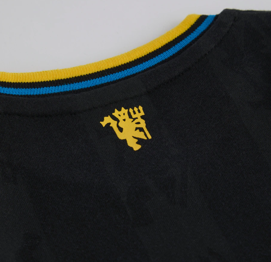 เสื้อเด็กแมนเชสเตอร์ ยูไนเต็ดสำหรับเด็กทารก 2025/26 Baby Third Sleepsuit ของแท้