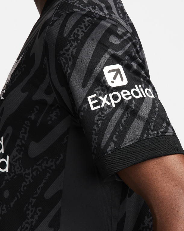 เสื้อประตูลิเวอร์พูล 2024 2025 ทีมเหย้า 24/25 Black Goalkeeper ของแท้
