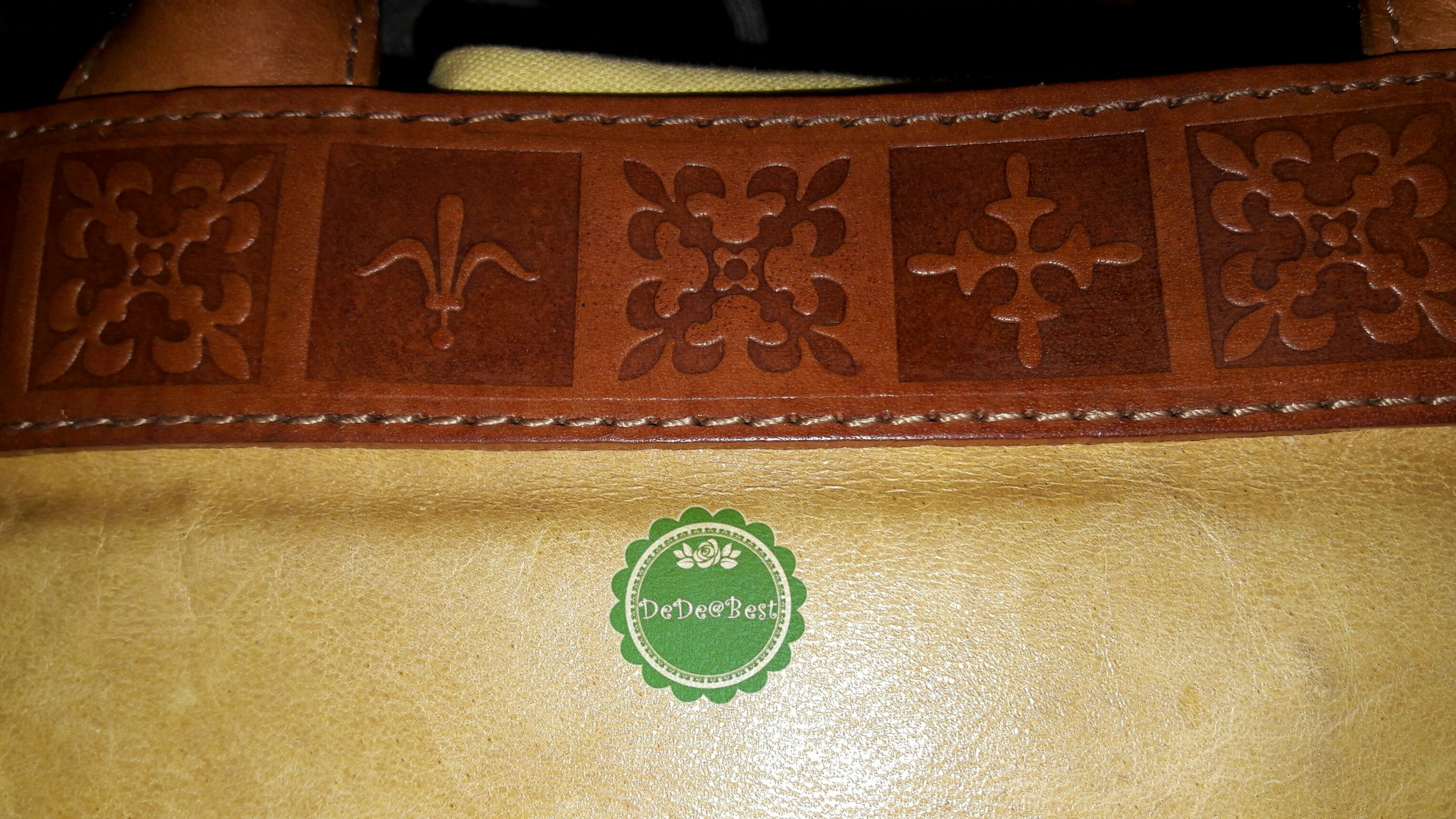 หมดค่ะ B52:Vintage leather bag กระเป๋าถือหนังแท้สีครีมตัดขอบด้วยหนังแท้สีน้ำตาล❤