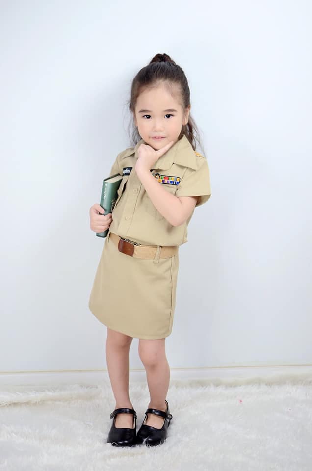 ชุดอาชีพเด็กในฝัน คุณครูฝึกหัด