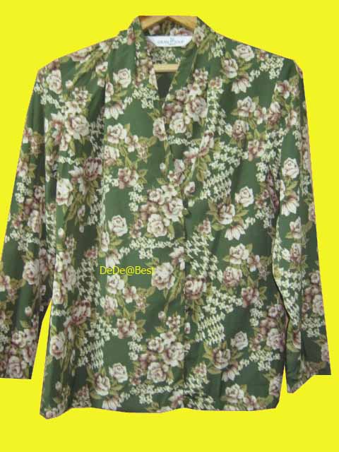 ขายแล้วค่ะ T32:Vintage top เสื้อวินเทจสีเขียวลายดอกกุหลาบวินเทจ❤