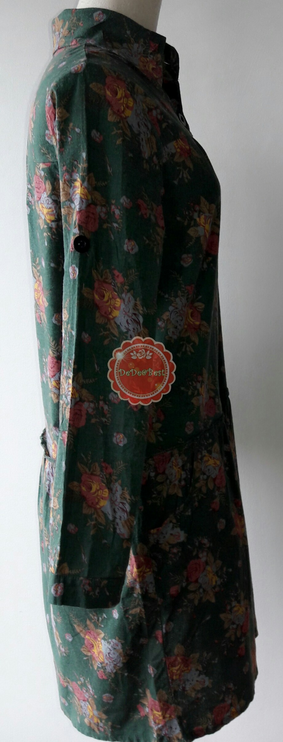 D17:2nd hand dress เดรสสีเขียวปกเชิ้ต ลายกุหลาบคลาสสิค มีกระเป๋าใต้เอวทั้ง 2ข้าง