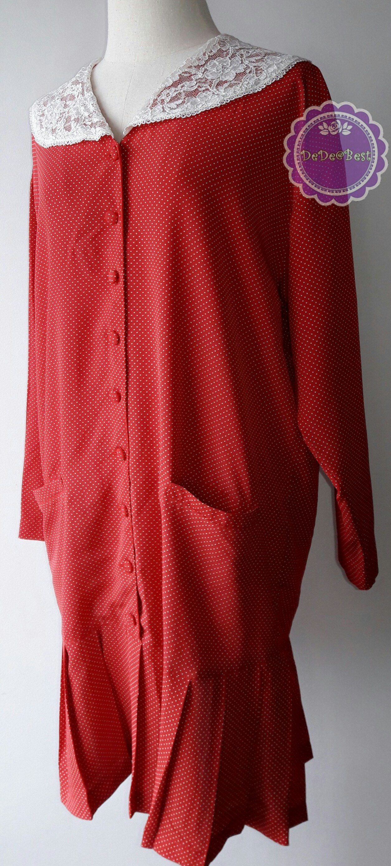 D50:Vintage dress เดรสวินเทจสีแดงลายจุดขาว ปกลูกไม้ (มีผ้าผูกเอว)