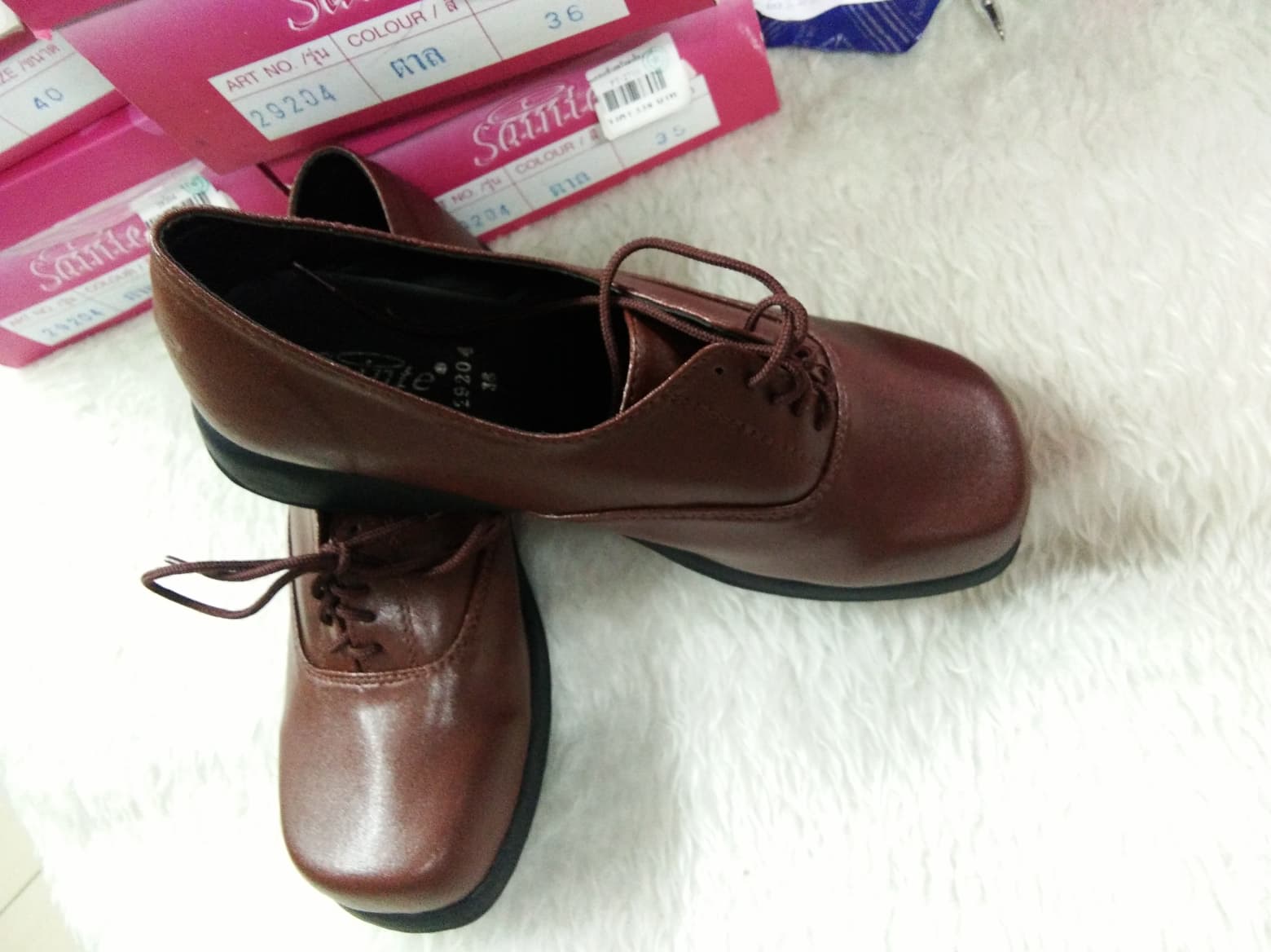 รองเท้าลูกเสือครูผู้หญิง