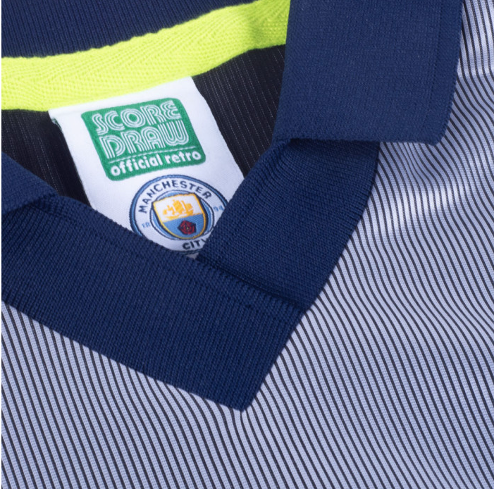เสื้อเรทโรย้อนยุคแมนเชสเตอร์ ซิตี้ 2000 Away Haaland No 15 ของแท้