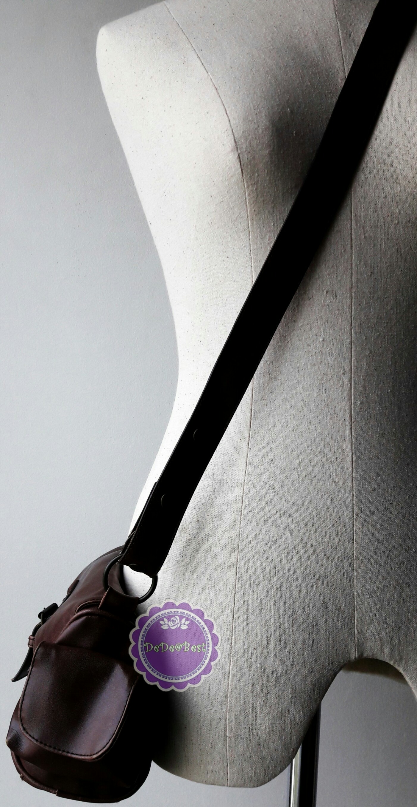 B50:2nd hand bag กระเป๋าสะพายหนังสีน้ำตาล ถอดสายเปลี่ยนได้ มีสายสั้นและสายยาว