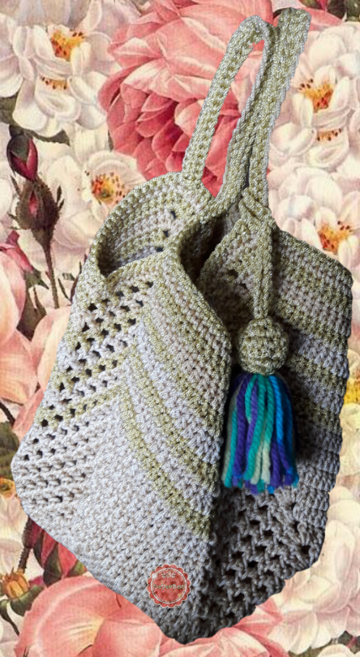 ขายแล้วค่ะ B71: Handmade bag กระเป๋าถุงแกง กระเป๋าถักเชือกร่มสีขาวดิ้นทอง สีกากีล้วน และสีเตยดิ้นทอง สินค้าใหม่ค่ะ❤