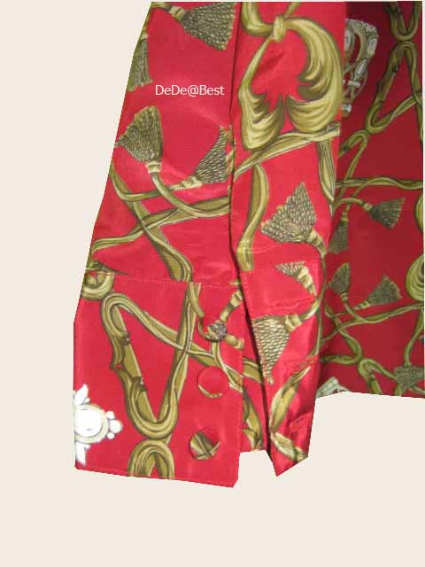 ขายแล้วค่ะ T33:Vintage top เสื้อวินเทจสีแดงลายมงกุฎและพู่เชือก❤