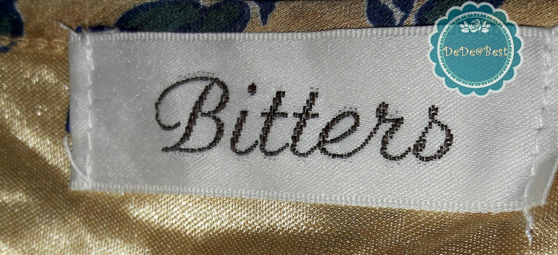 D45:Vintage dress เดรสวินเทจผ้า Silk ลายผลไม้