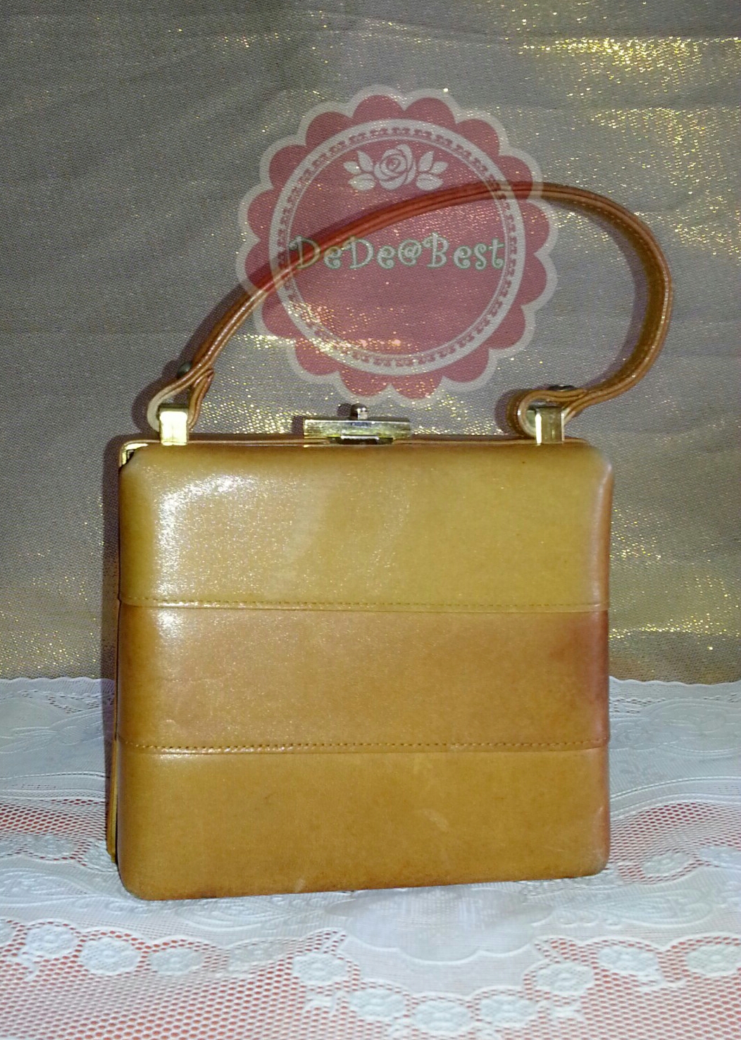 ขายแล้วค่ะ B21:Vintage leather bag กระเป๋าถือหนังแท้สีน้ำตาลทอง ทรงสี่เหลี่ยม สวยค่ะ❤