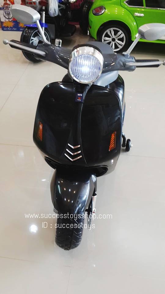 รถมอเตอร์ไซค์เวสป้า รุ่น CC3172 มี 4 สี ชมพู ดำ ขาว แดง