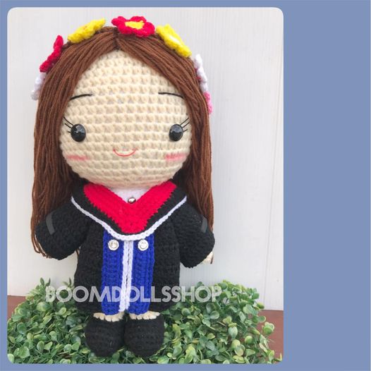 ตุ๊กตาถักรับปริญญา ม.นอร์ทกรุงเทพ ขนาด 12 นิ้ว