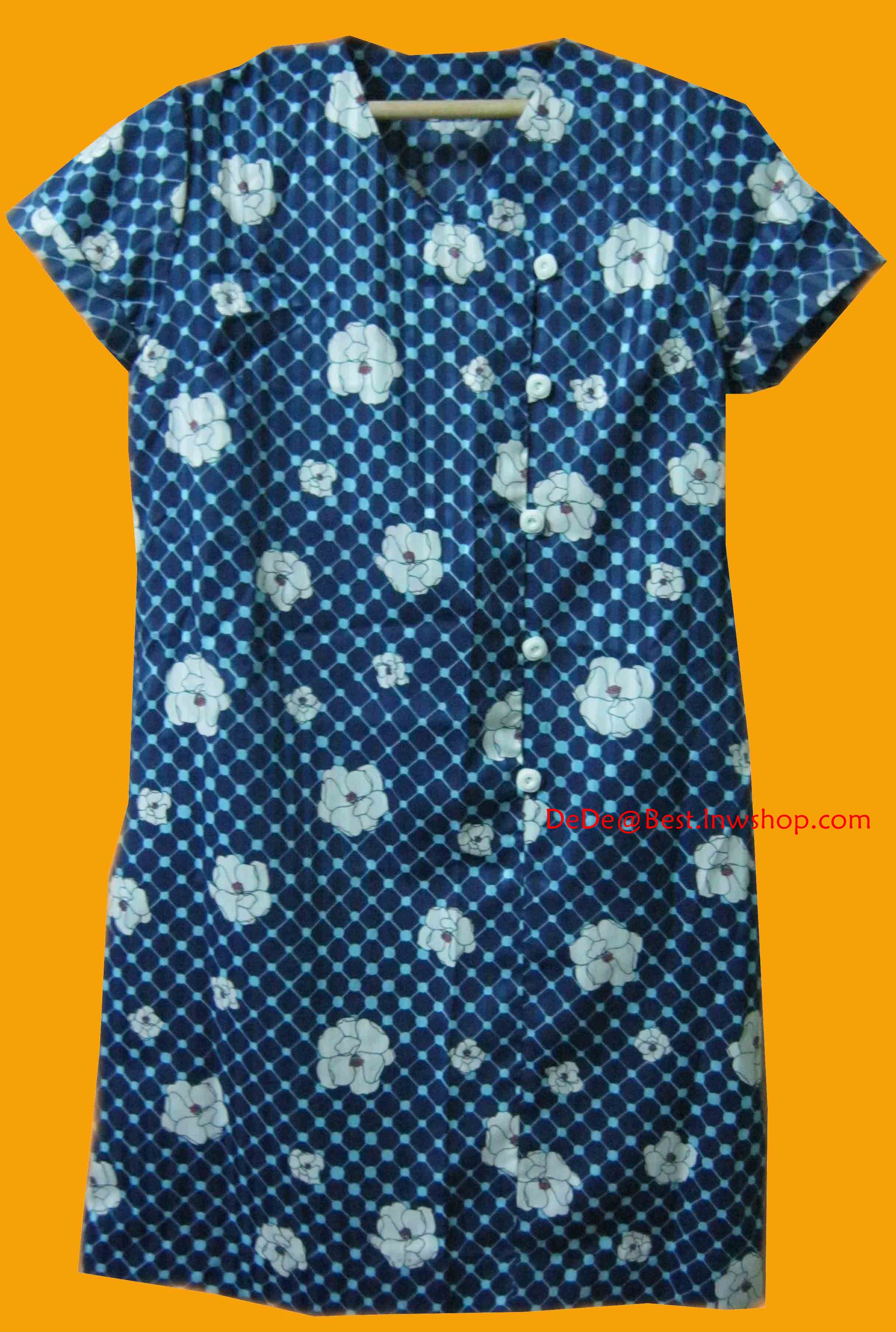 ขายแล้วค่ะ D15:Vintage dress เดรสวินเทจผ้าเหลือบมันสีน้ำเงินลายจุดฟ้าและดอกไม้สีขาว❤