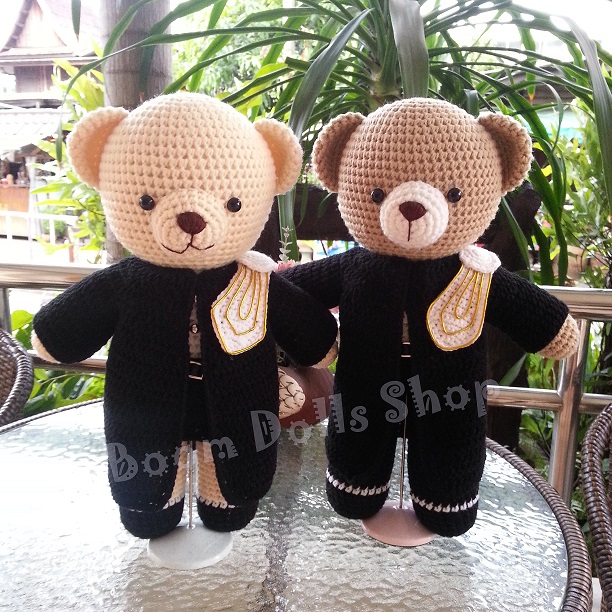 แพทเทิร์นตุ๊กตาถักหมีเนติบัณฑิต ขนาด 15-16 นิ้ว