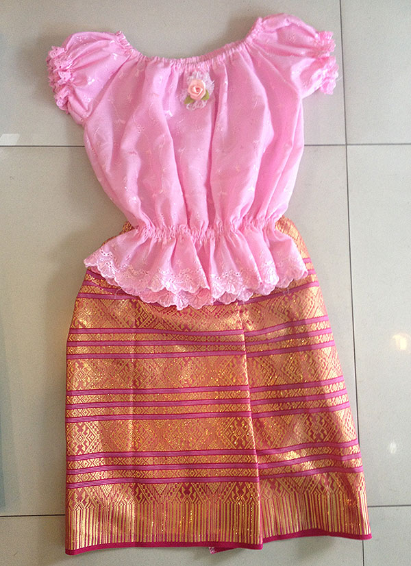 ชุดไทยเด็กหญิง มีหลายสี 3-7 ขวบ