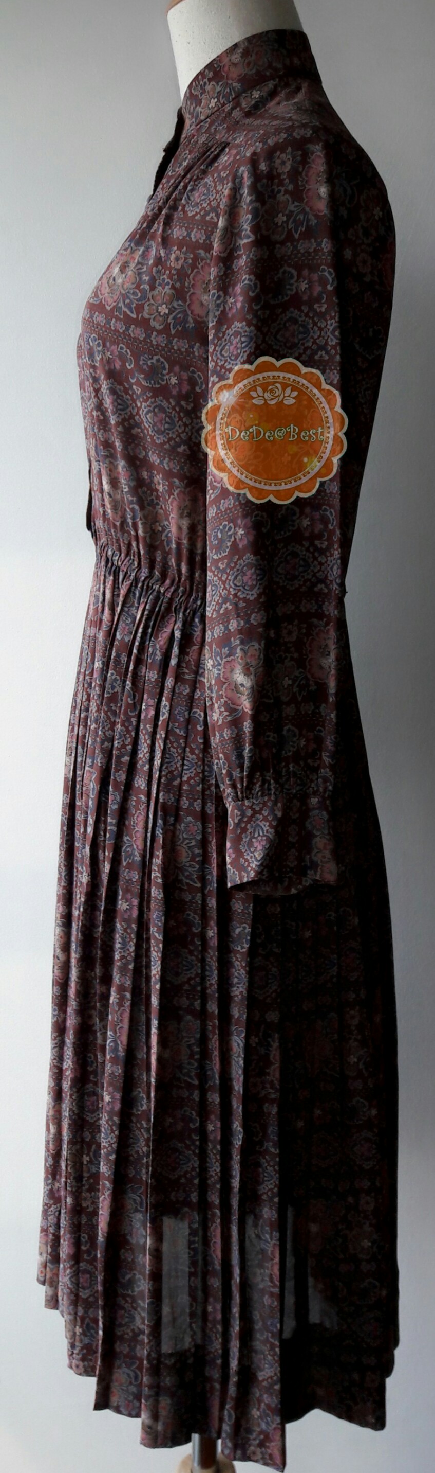 ขายแล้วค่ะ D60:Vintage dress เดรสวินเทจ โทนสีน้ำตาล ลายกราฟฟิคและดอกไม้❤