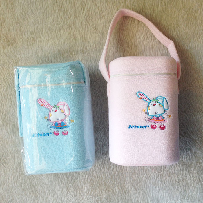 กระเป๋าโฟมใส่ขวดนม Attoon คละลาย ช่วยรักษาอุณหภูมิ