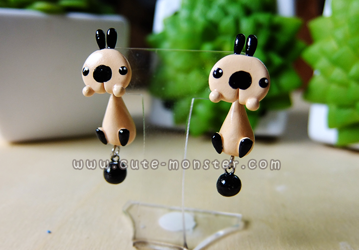 ต่างหูดินปั้น กระต่ายฮิมมี่ Bunny himmy Earrings
