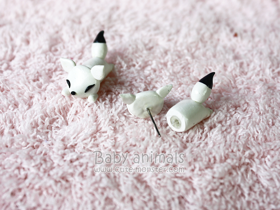 ต่างหูดินปั้น Baby white fox