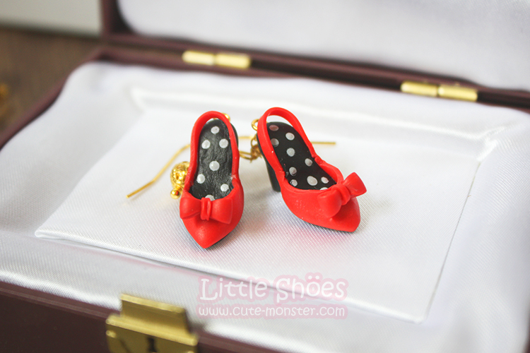Red polka dot