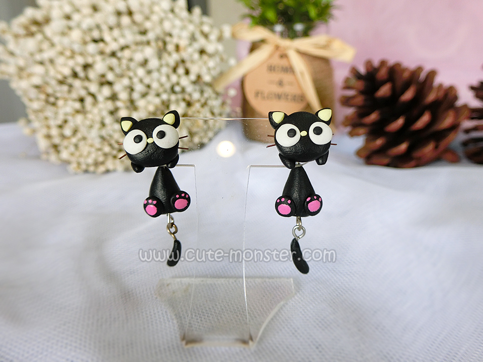 ต่างหูดินปั้น แมวดำ Choco cat Earrings