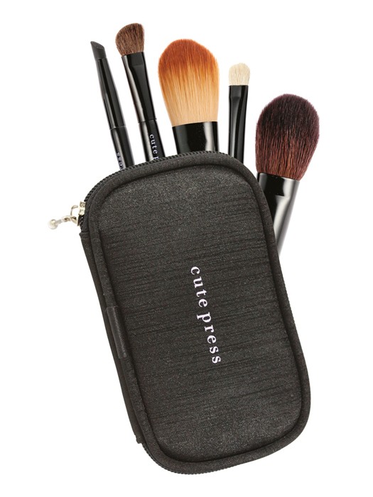 *พร้อมส่ง* Cute Press Professional Brush Set ชุดแปรง 5 ชิ้น แต่งหน้าได้ดั่งมืออาชีพ พกพาสะดวก