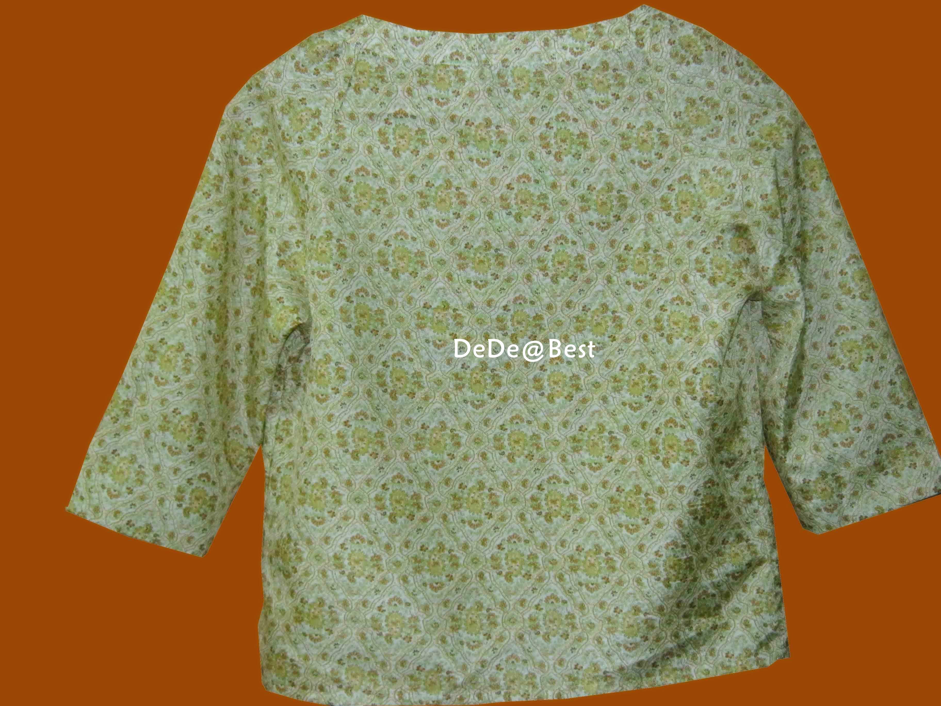 ขายแล้วค่ะ T18:Vintage top เสื้อผ้าไหมสีครีม ลายกราฟฟิคโบราณ สวยจริงค่ะ❤