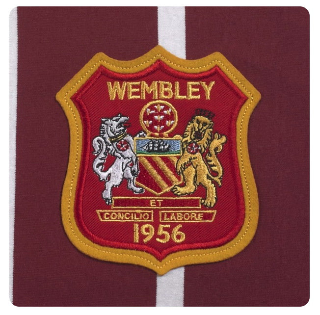 เสื้อเรทโรย้อนยุคแมนเชสเตอร์ ซิตี้ 1956 FA Cup Final ของแท้
