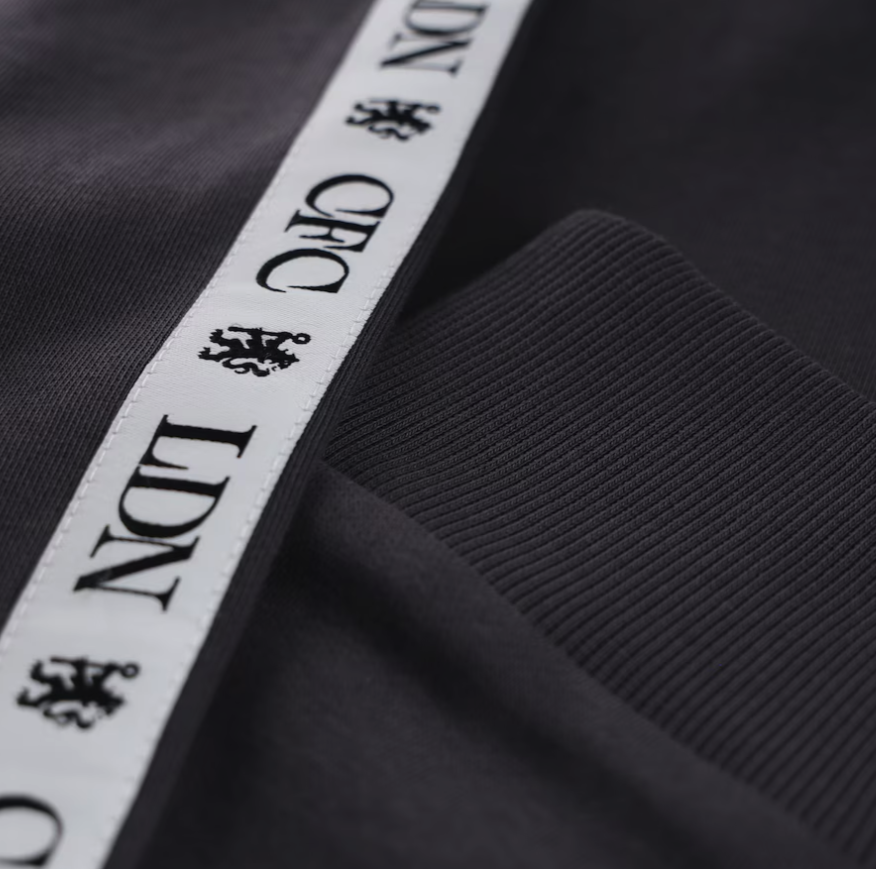 เสื้อสเวตเชิ้ตเชลซีที่ระลึก 120 ปี 120 Year Anniversary CFC LDN Taped สีเทามีแถบของแท้
