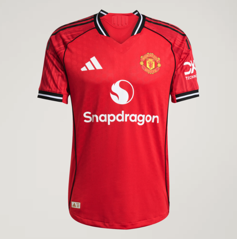เสื้อแมนเชสเตอร์ ยูไนเต็ด 2025 2026 ทีมเหย้ารุ่นเวอร์ชั่นนักเตะ Home Authentic ของแท้