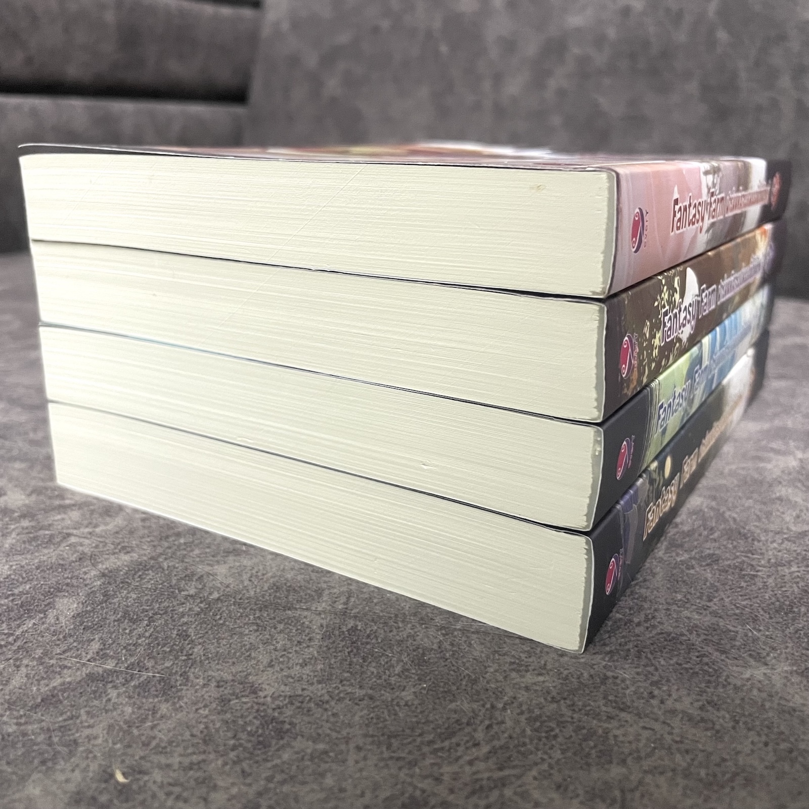 *มือสองมีตำหนิ พิมพ์หนึ่ง* Fantasy Farm ฟาร์มมหัศจรรย์พรรค์นี้ก็มีด้วย? เล่ม 1-4 (จบ)