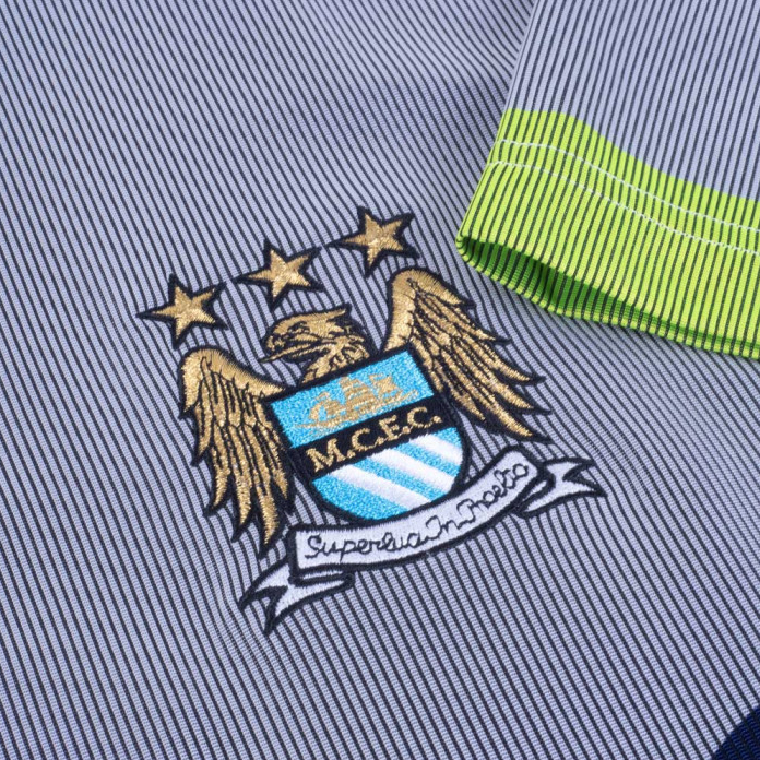 เสื้อเรทโรย้อนยุคแมนเชสเตอร์ ซิตี้ 2000 Away Haaland No 15 ของแท้