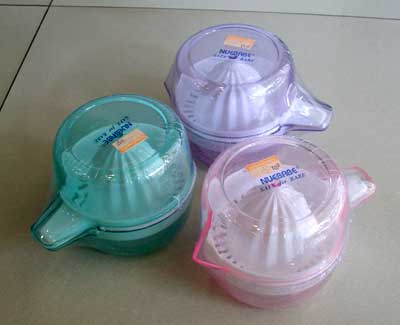 ที่คั้นน้ำส้มเด็ก Nuebabe (คั้นน้ำมะนาวได้ด้วย) ขนาดเล็ก