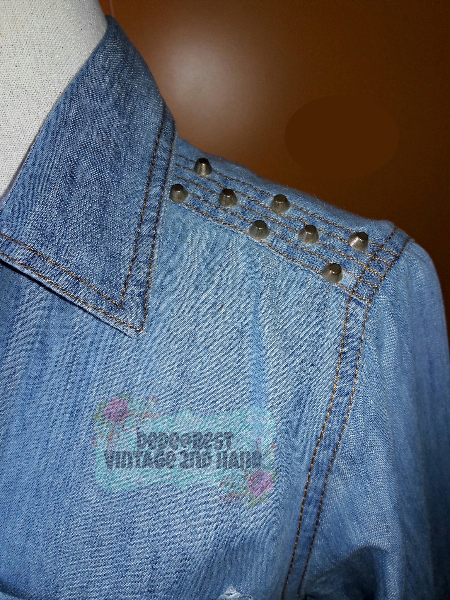 T81:First-hand top เสื้อยีนส์แขนยาว ตอกหมุดที่ไหล่ (สินค้าใหม่ค่ะ)