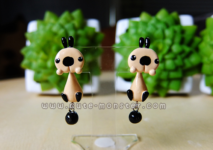 ต่างหูดินปั้น กระต่ายฮิมมี่ Bunny himmy Earrings