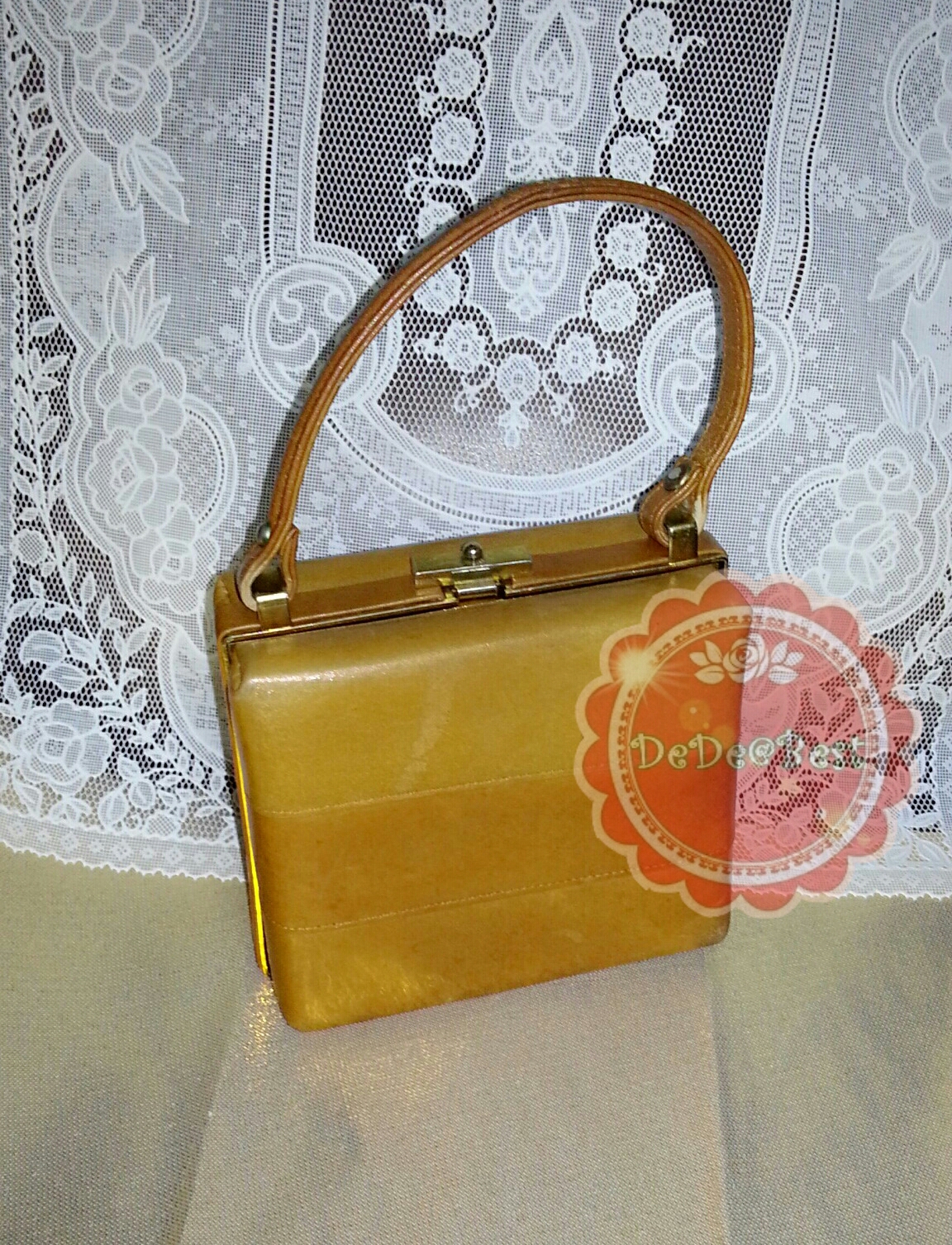 ขายแล้วค่ะ B21:Vintage leather bag กระเป๋าถือหนังแท้สีน้ำตาลทอง ทรงสี่เหลี่ยม สวยค่ะ❤