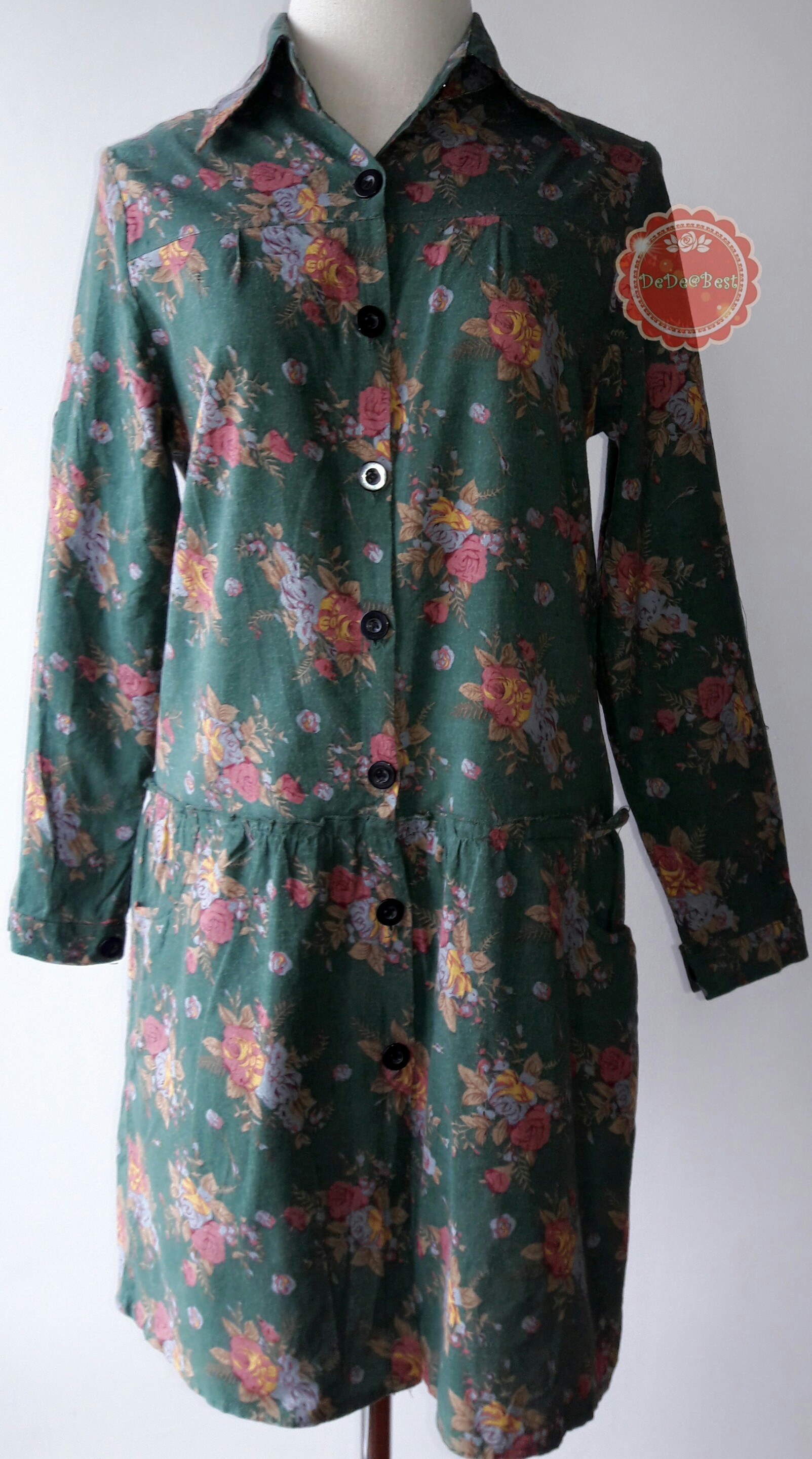 D17:2nd hand dress เดรสสีเขียวปกเชิ้ต ลายกุหลาบคลาสสิค มีกระเป๋าใต้เอวทั้ง 2ข้าง