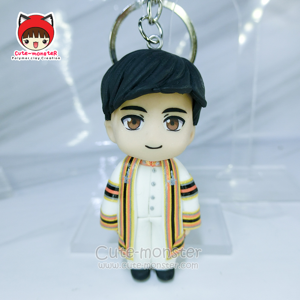 โมเดลตุ๊กตาชุดครุย งานรับปริญญา ม.จุฬา