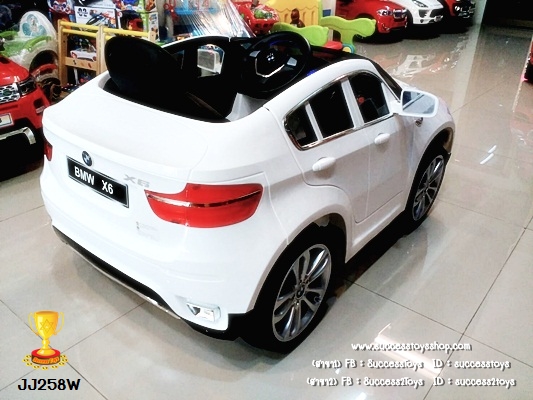 JJ258Wรถแบตเตอรี่เด็กนั่ง รุ่น BMW-X6 เปิดประตูได้ ลิขสิทธิ์แท้ BMW มี 4 สี แดง ดำ ขาว น้ำเงิน
