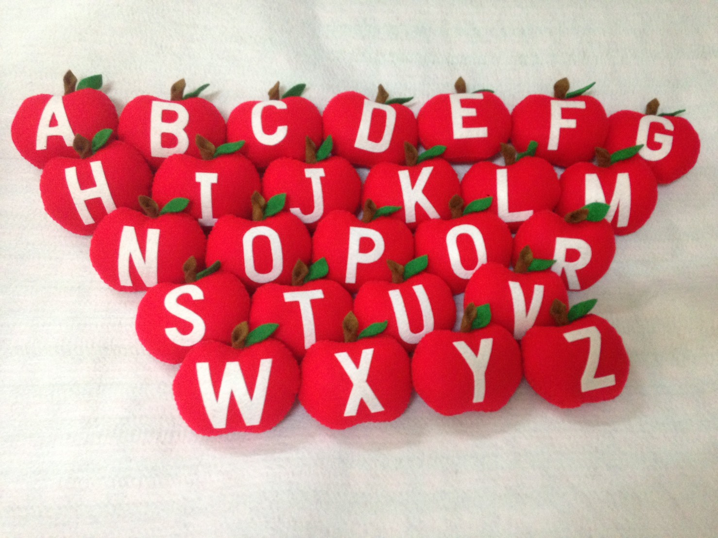 แอปเปิิ้ลตัวอักษร A-Z