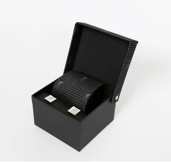 เนคไทลิเวอร์พูล Match-Day Box Set in Charcoal ของแท้