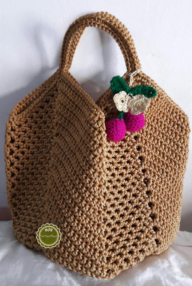 ขายแล้วค่ะ B72 : Handmade bag กระเป๋าถุงแกง ถักเชือกร่ม สีกากีดิ้นทอง❤